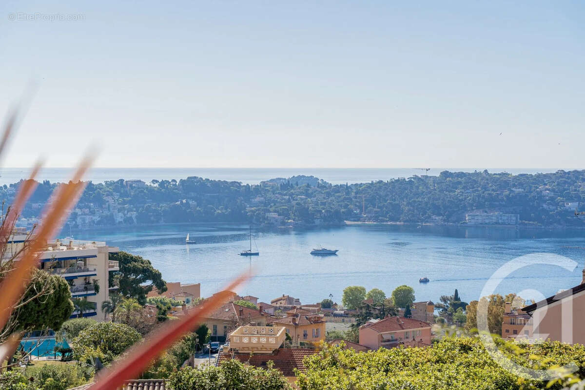 Appartement à VILLEFRANCHE-SUR-MER
