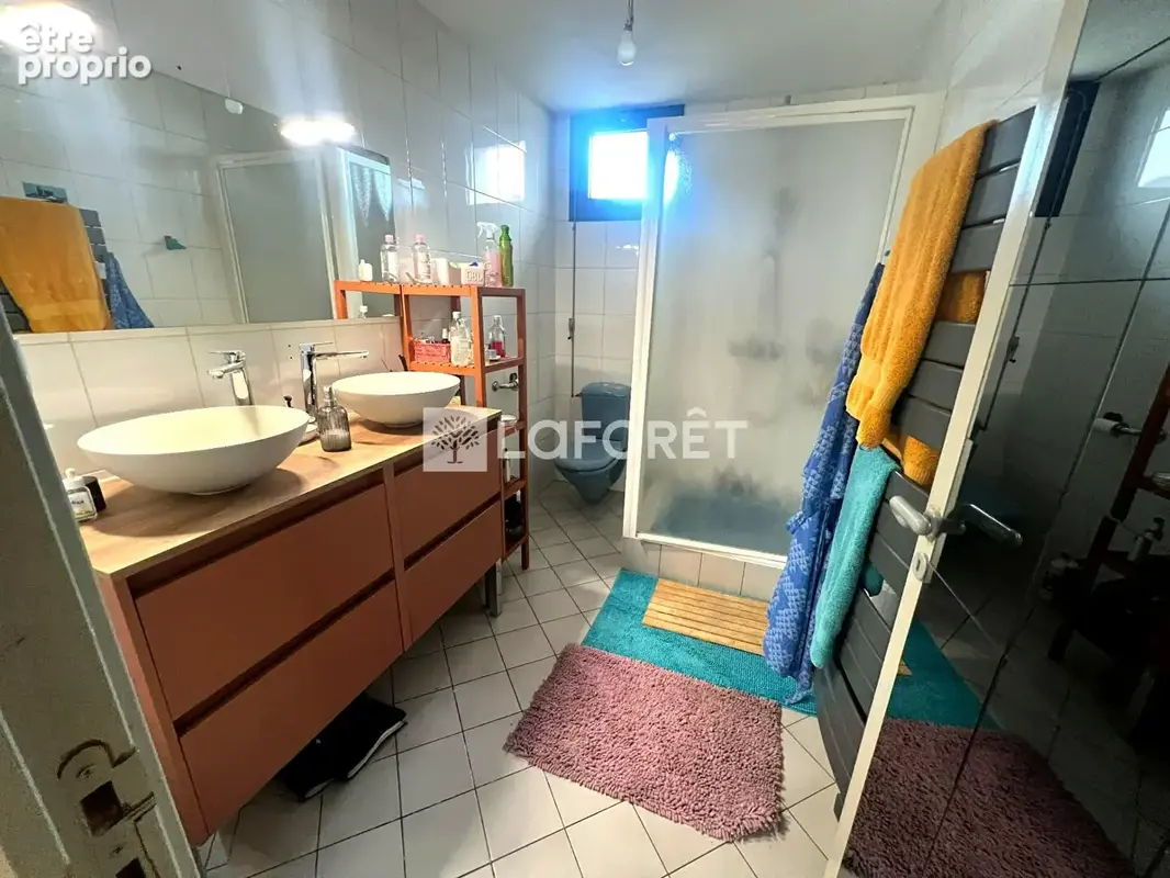 Trenal · Maison familiale 278 m² · Piscine couverte · Terrain 2 000 m² · DPE C - photo 11