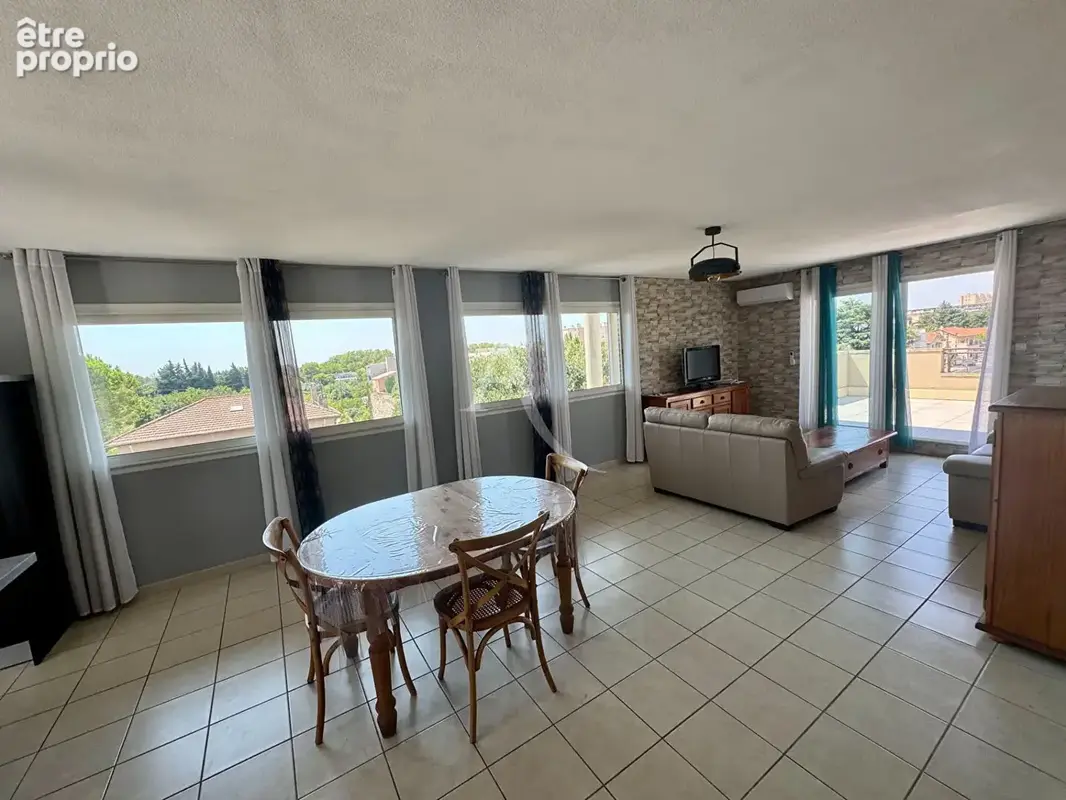 Appartement Nimes 3 pièce(s) 75.40 m2 - photo 5
