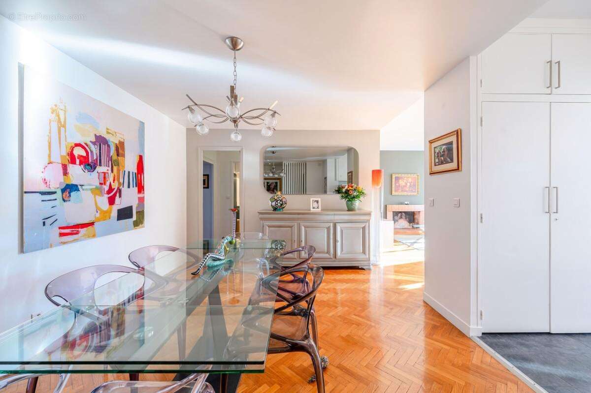 Appartement à MARSEILLE-8E