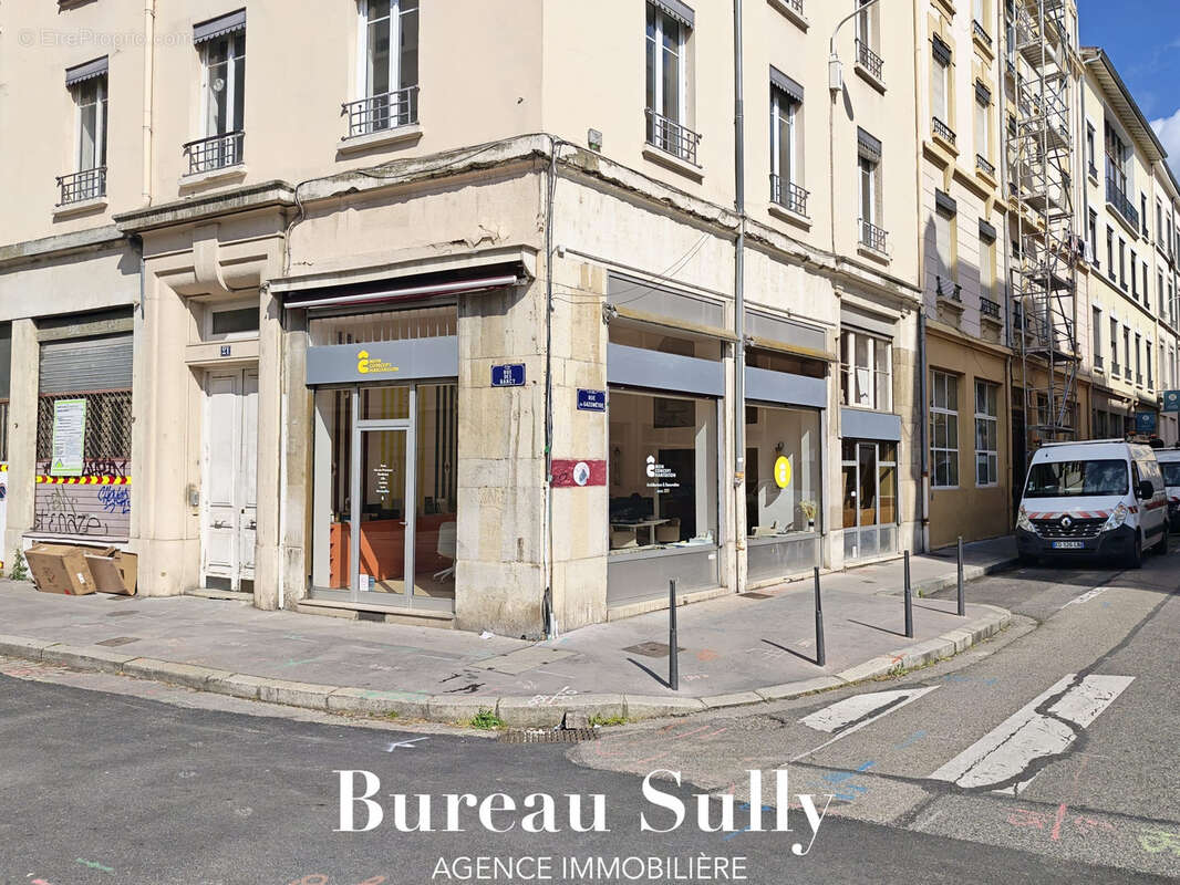 Commerce à LYON-3E