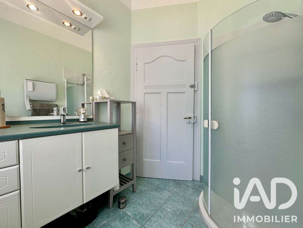 Maison 116 m² à Avricourt  - photo 7