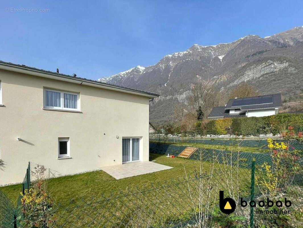 Appartement à ALBERTVILLE