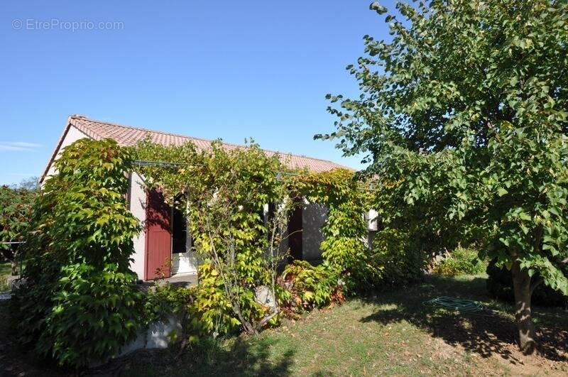 Maison à SAINT-SORLIN-EN-VALLOIRE