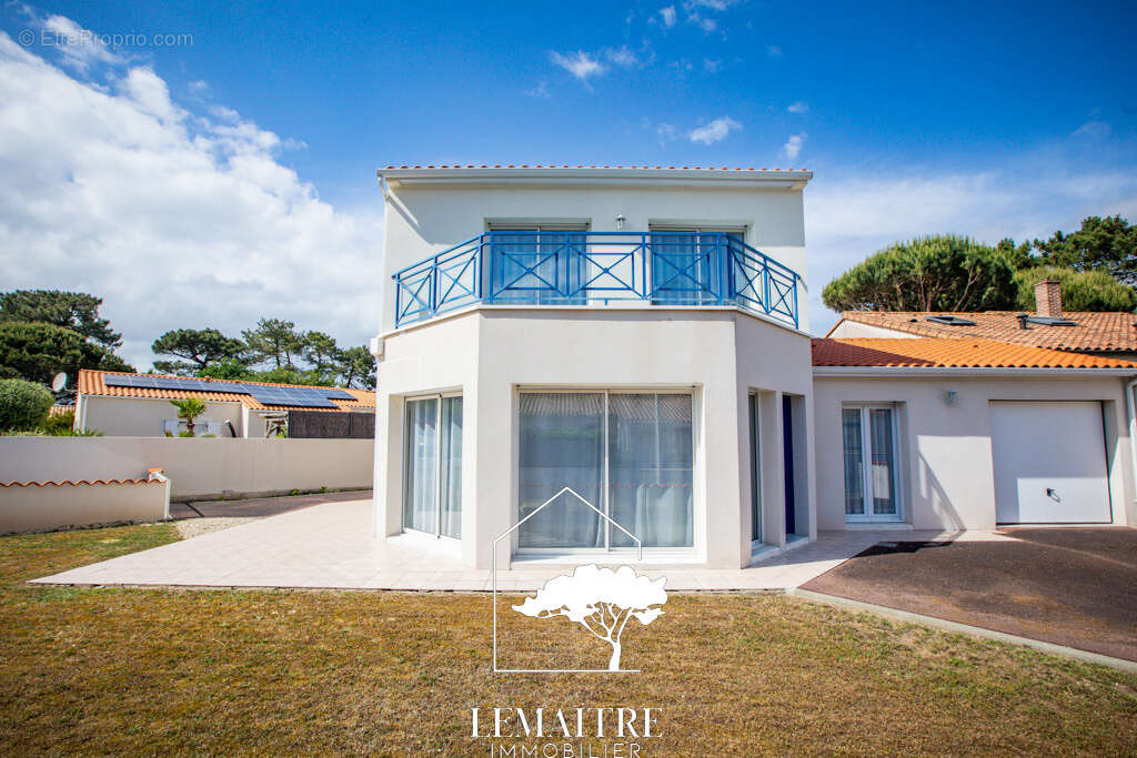 Maison à LES MATHES