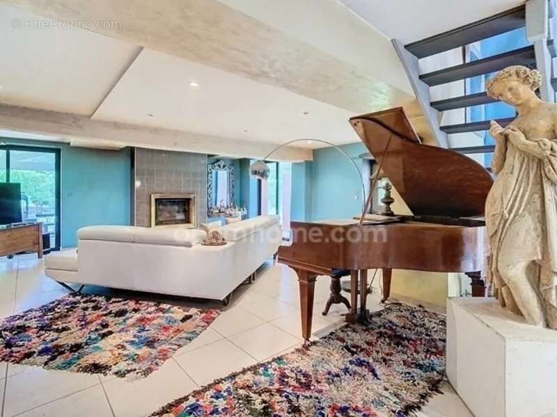 Maison à LE MAY-SUR-EVRE