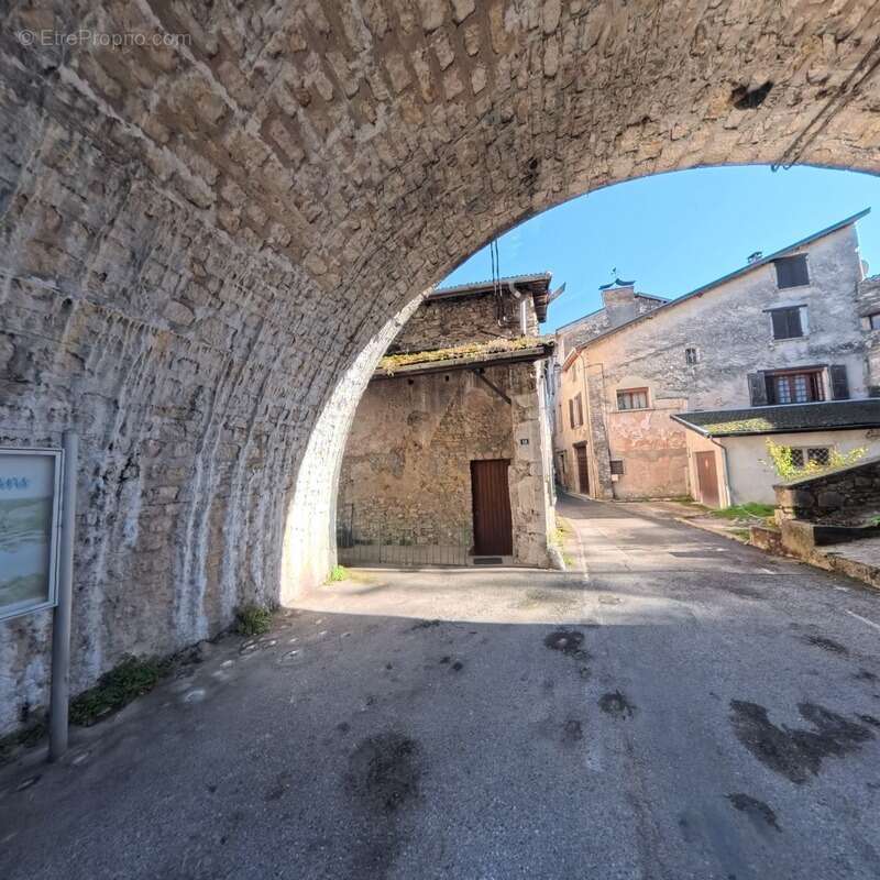 Maison à SAINT-NAZAIRE-EN-ROYANS