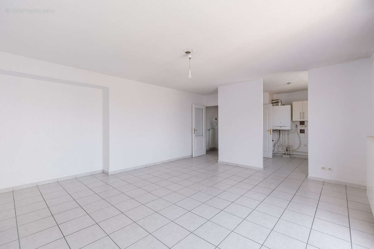 Opportunité : Bel Appartement T3 Coeur de ville - photo 4