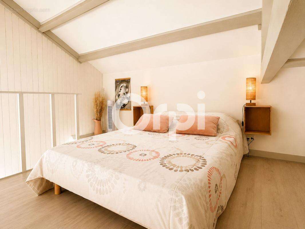 À VENDRE – Studio proche centre ville, universités et gare de La Rochelle - photo 3