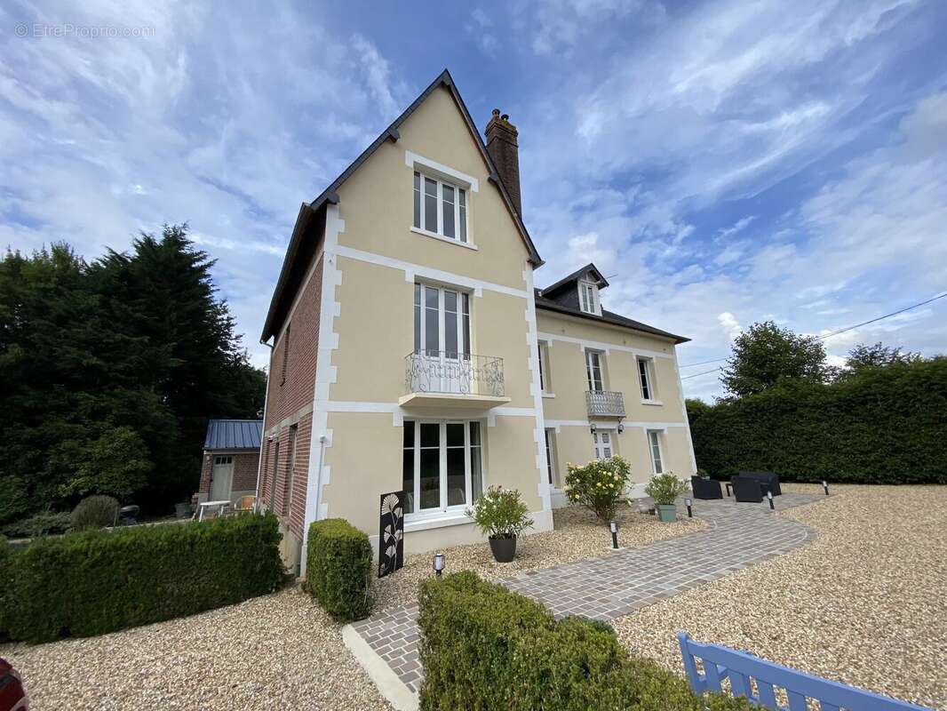 Maison à CAMBREMER