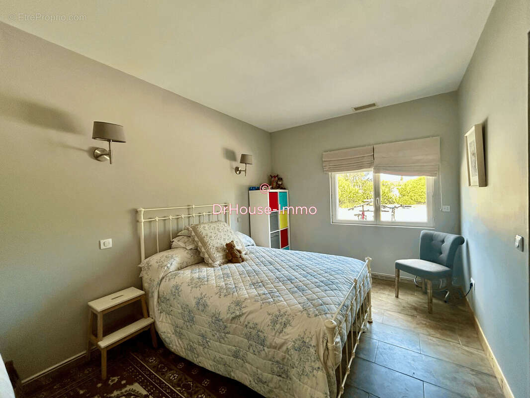 Maison 1004 m² à Marseillan  - photo 9
