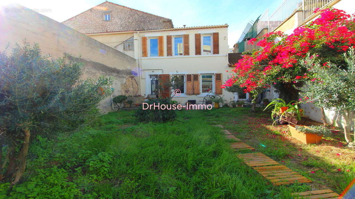 Maison à MARSEILLE-3E