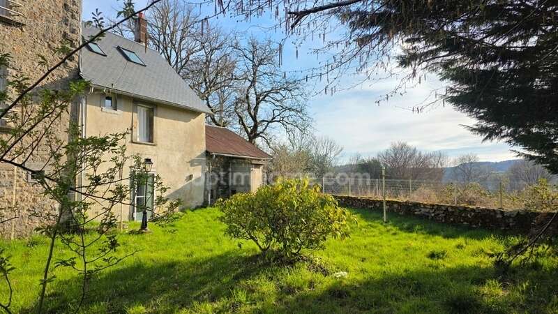 Jolie petite maison en pierre dans l'un des plus beaux coin du plateau de millevaches - photo 2