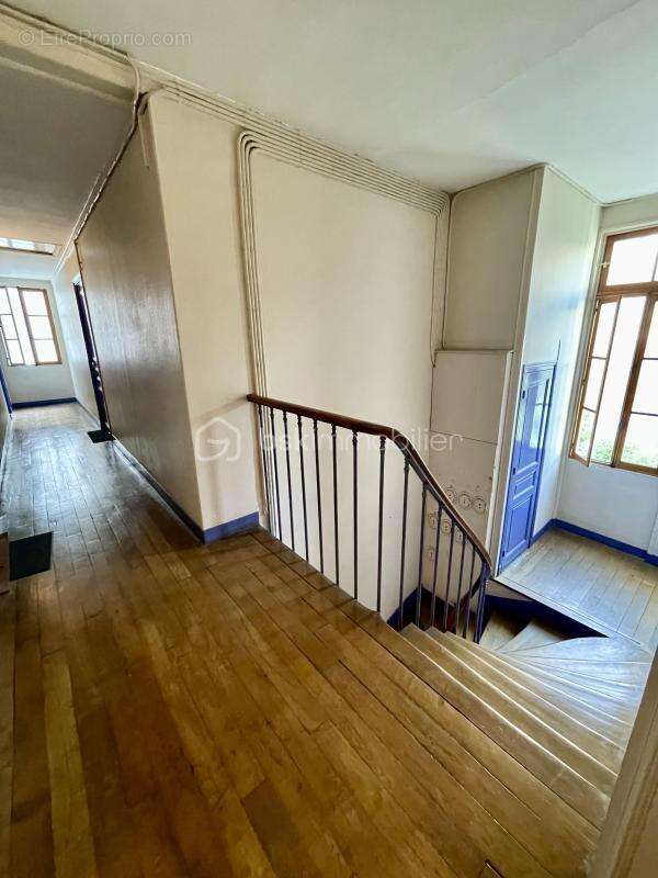 Appartement à LE KREMLIN-BICETRE