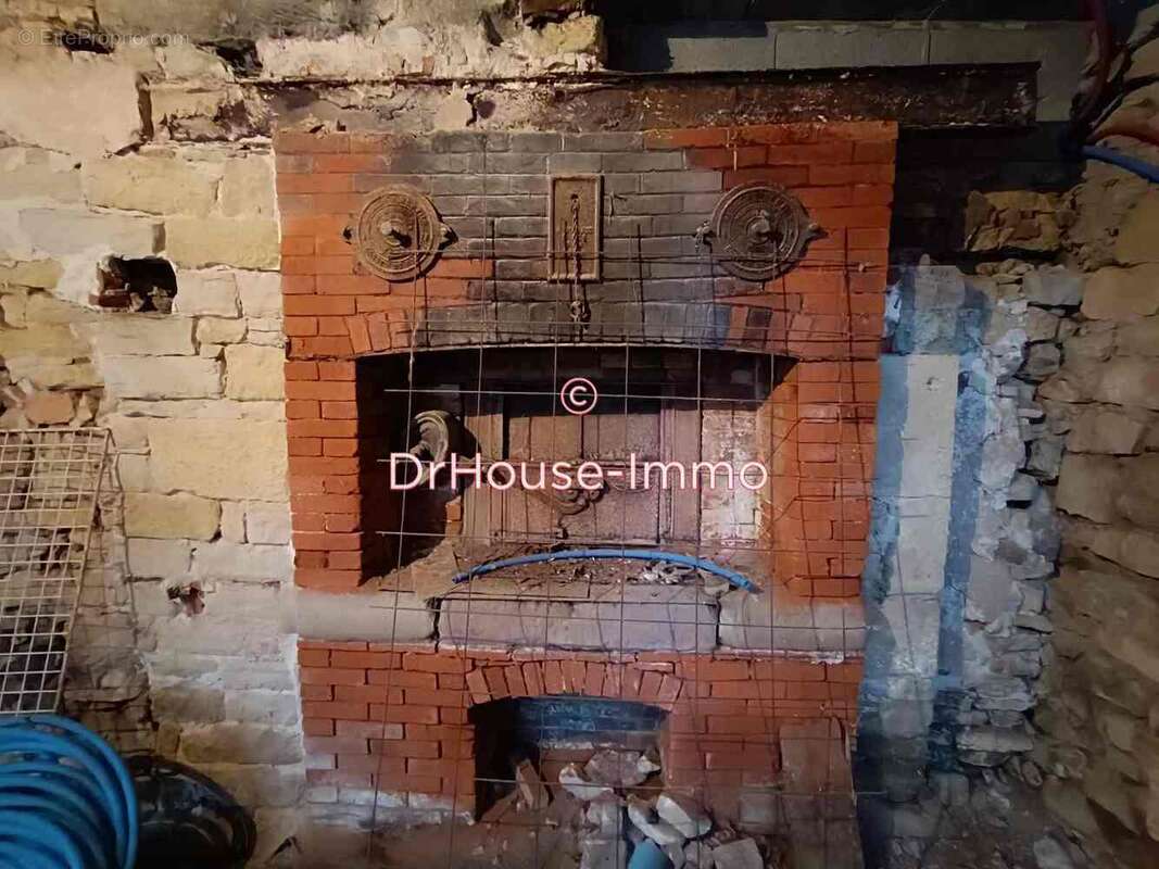 Maison à PERPEZAC-LE-BLANC