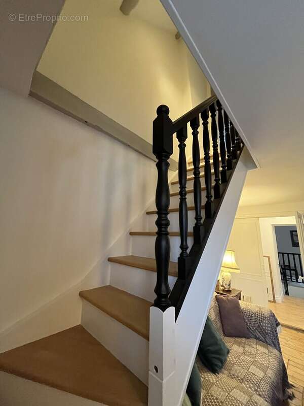 Maison à MONTIGNY-SUR-LOING