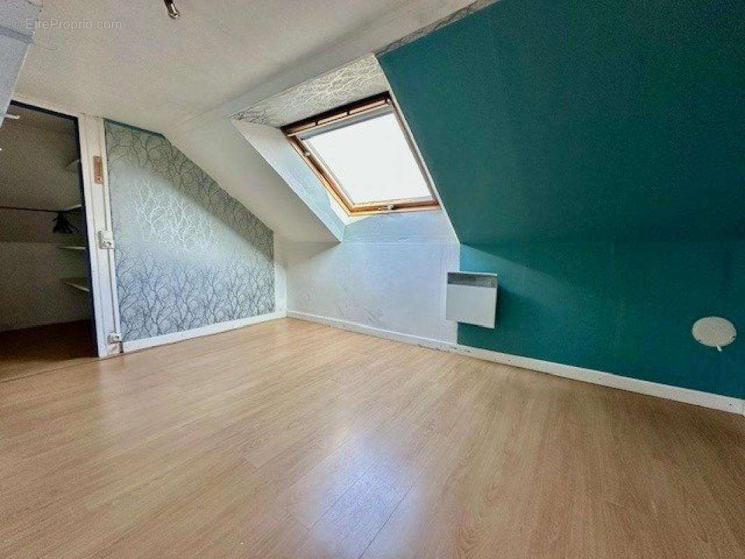 Maison à SAINT-CALAIS