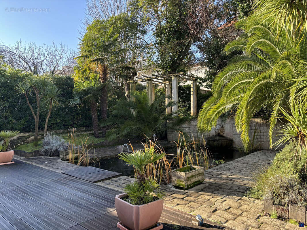 Appartement à VAUX-SUR-MER