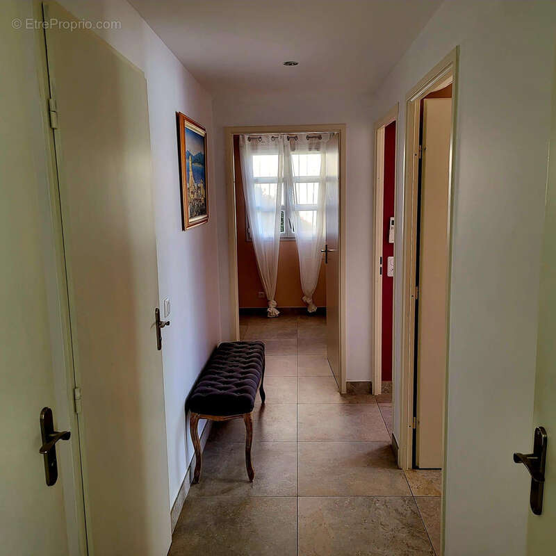 Appartement à GRIMAUD