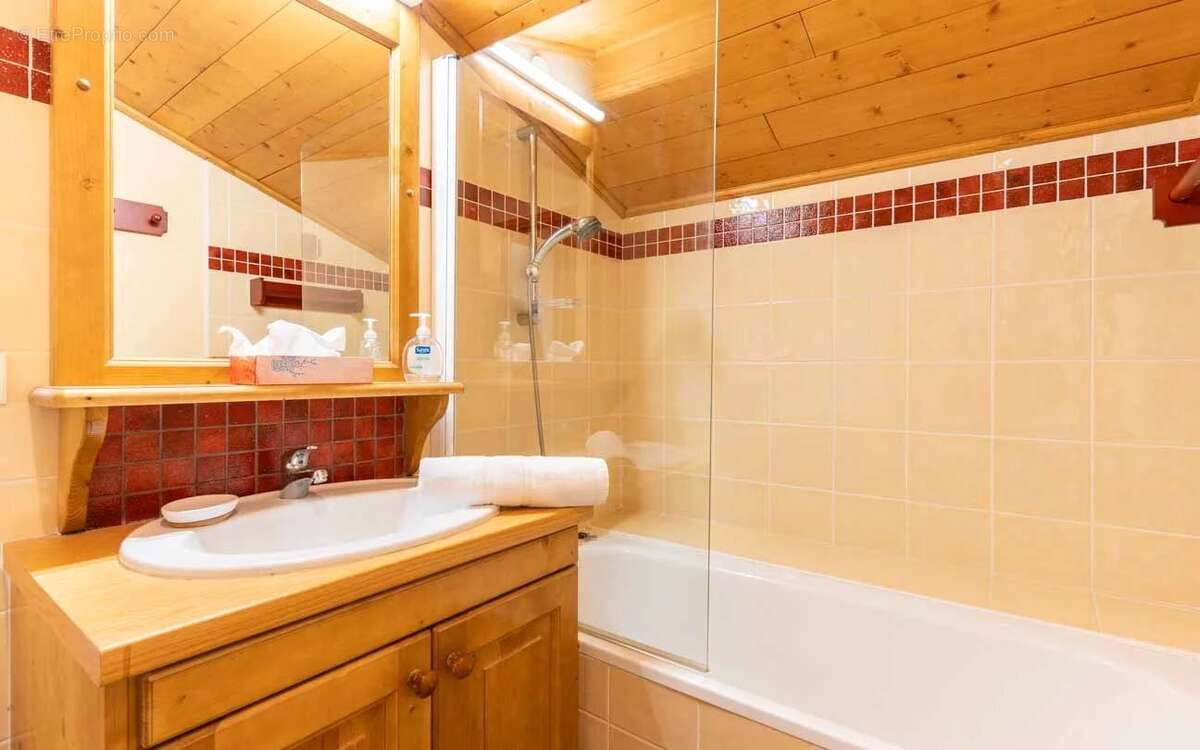 Appartement à LES AVANCHERS-VALMOREL