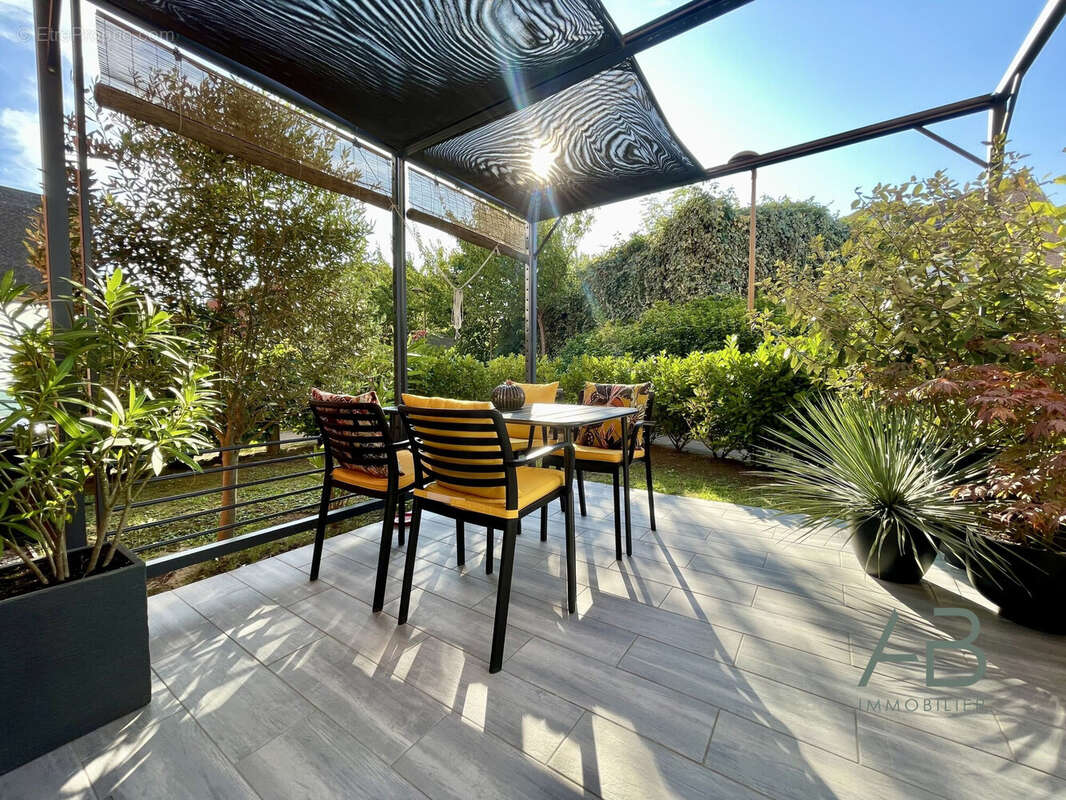 Appartement à MONS-EN-BAROEUL