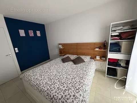 Appartement à ROQUEBRUNE-SUR-ARGENS