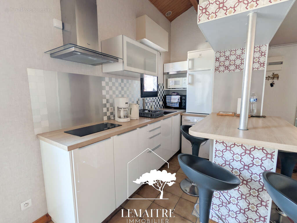 Appartement à LES MATHES