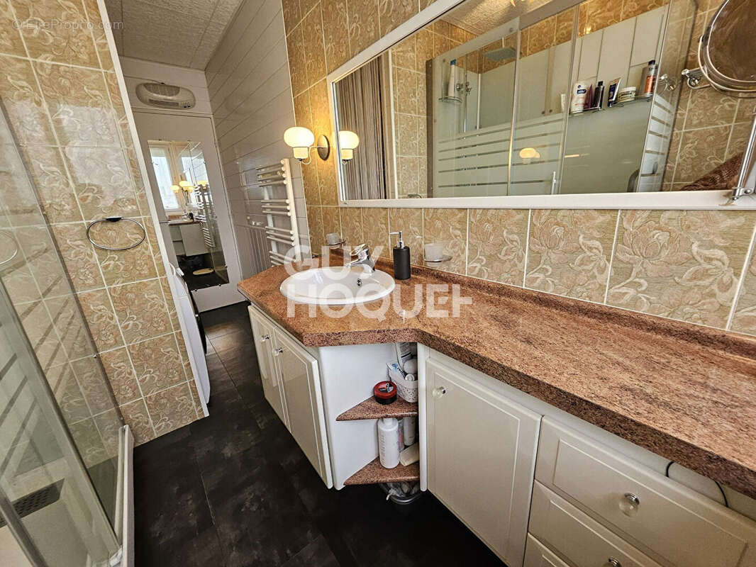 Appartement à ROSNY-SOUS-BOIS