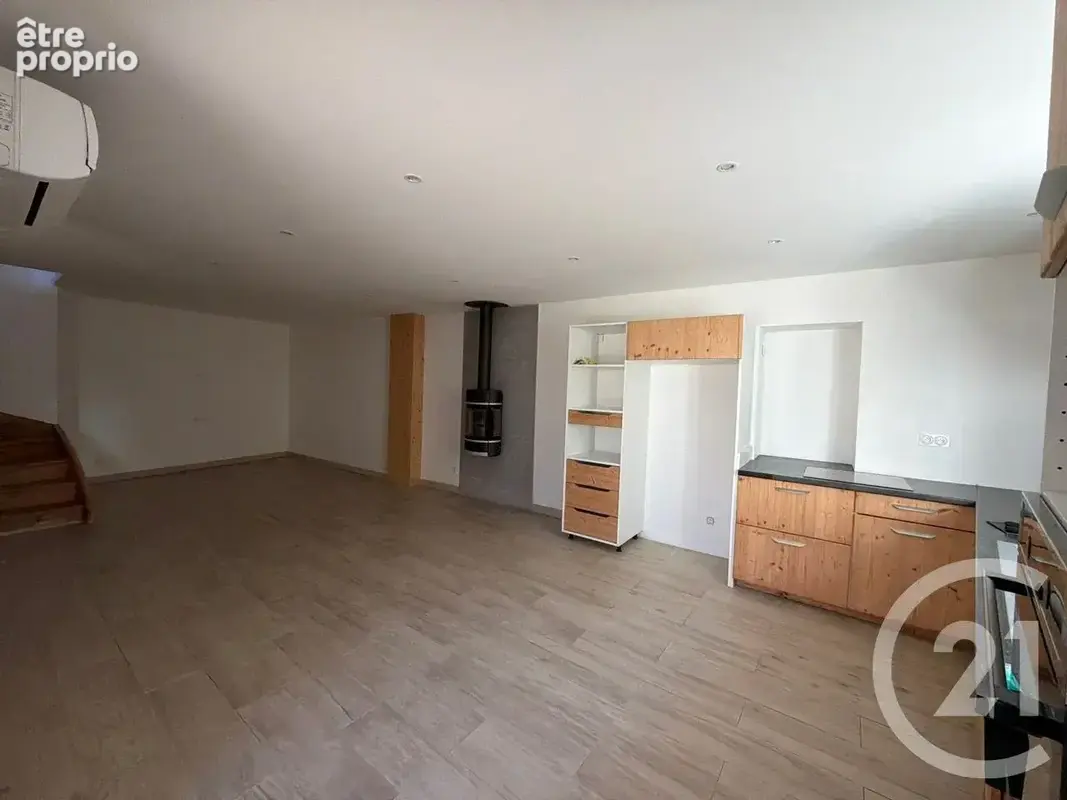 Maison 152 m² à Roiffieux  - photo 5