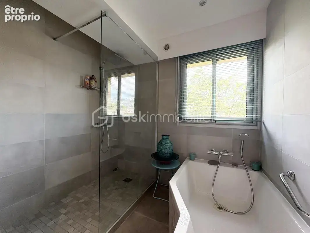 Cannes – montfleury – 3 pièces traversant avec 2 terrasses, garage et parking - photo 6