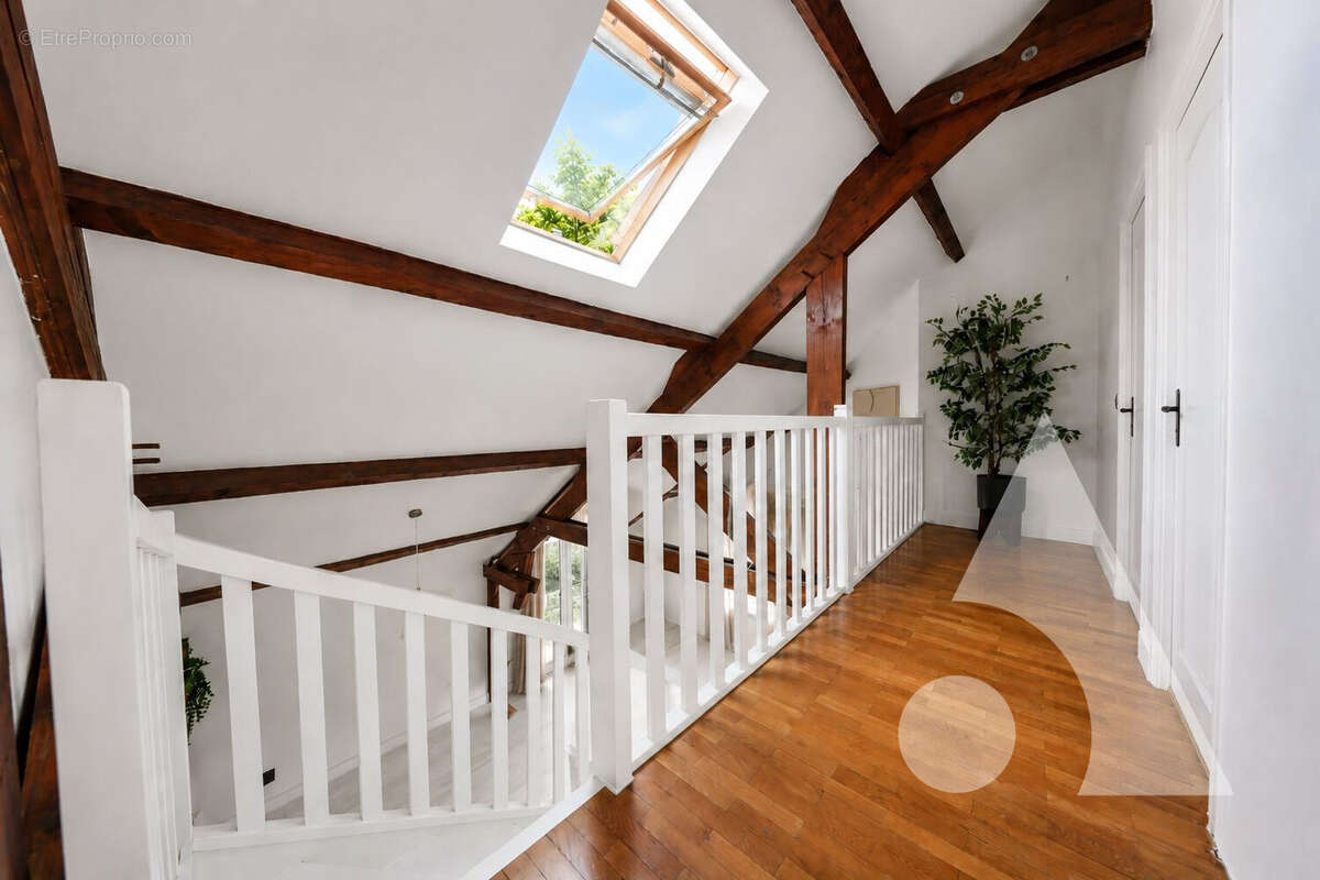 Appartement duplex 4 pièces - résidence recherchée - photo 6