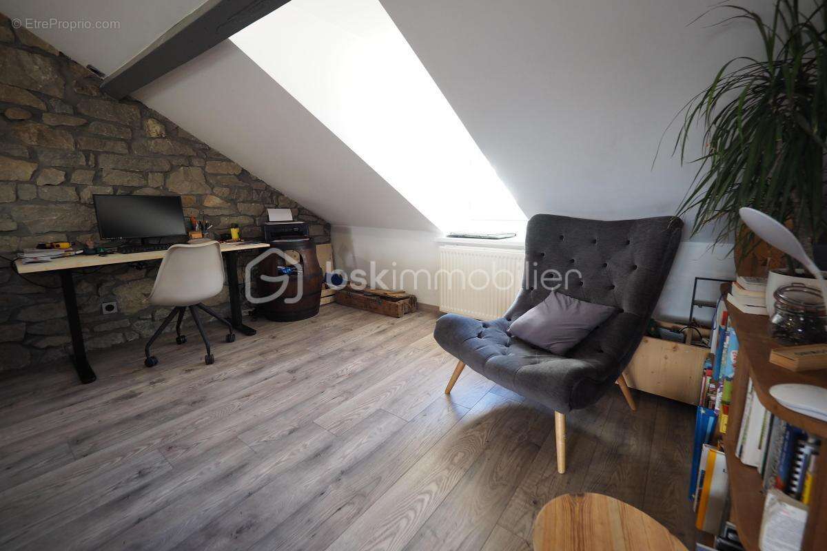Appartement à AIX-LES-BAINS