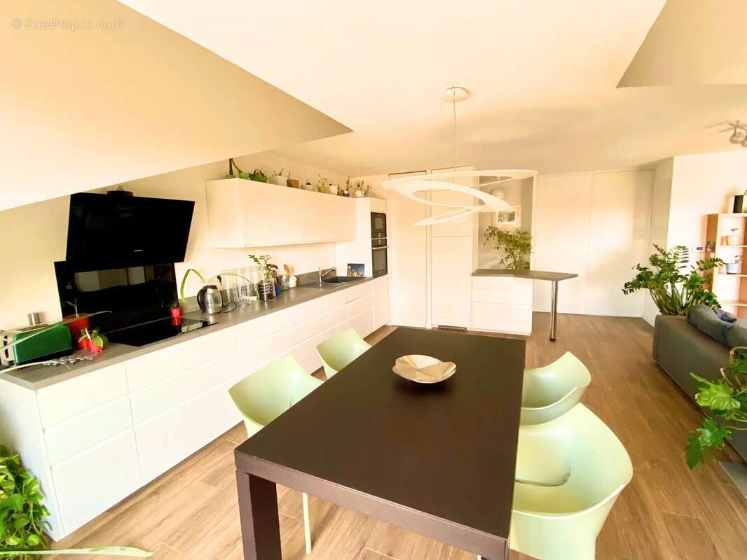 Appartement à SAINT-ORENS-DE-GAMEVILLE