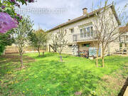 Maison à NEUFCHATEAU