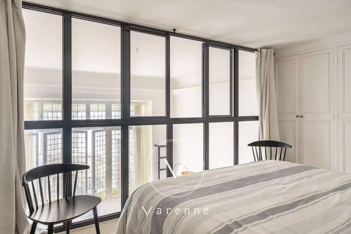 Appartement à PARIS-7E