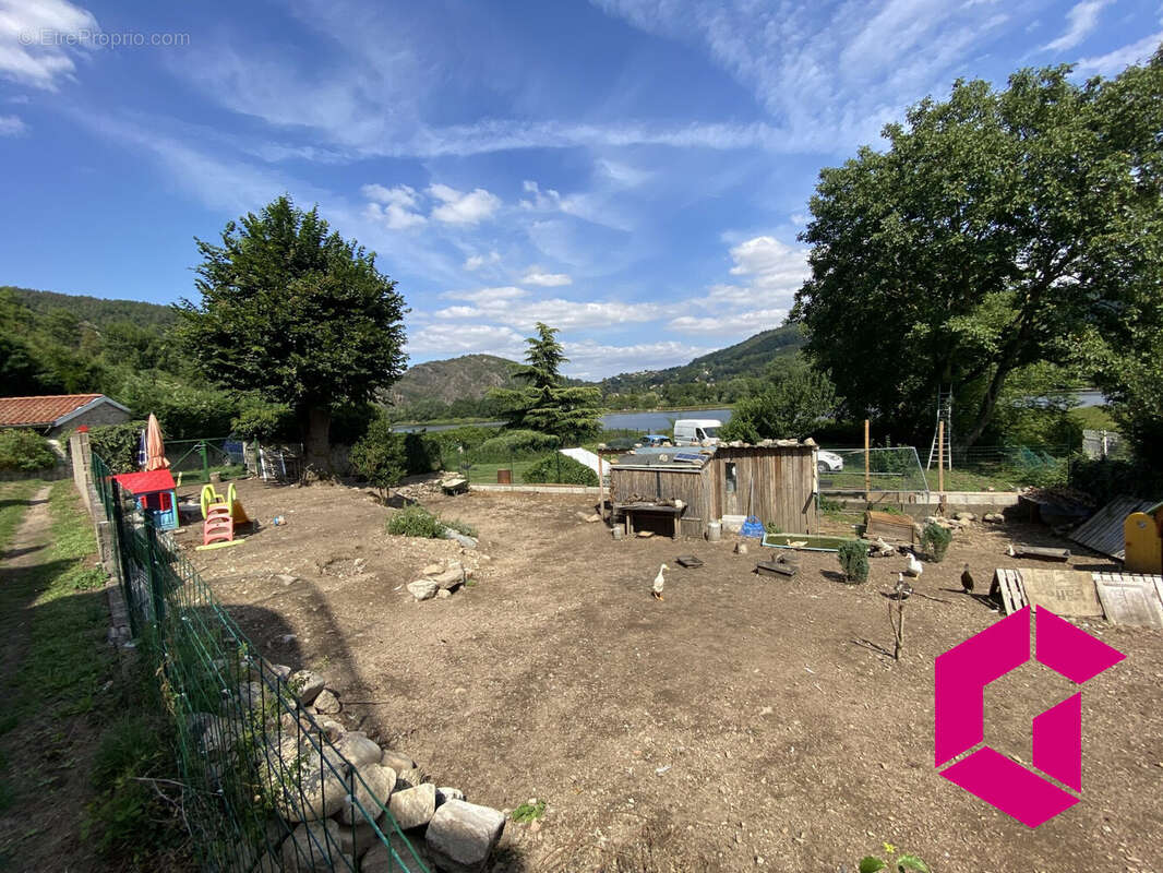 Maison à AUREC-SUR-LOIRE