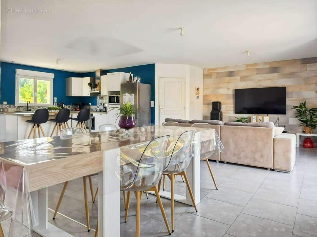 Pavillon récent de 145 m² avec 4 chambres, DPE C ! - photo 3