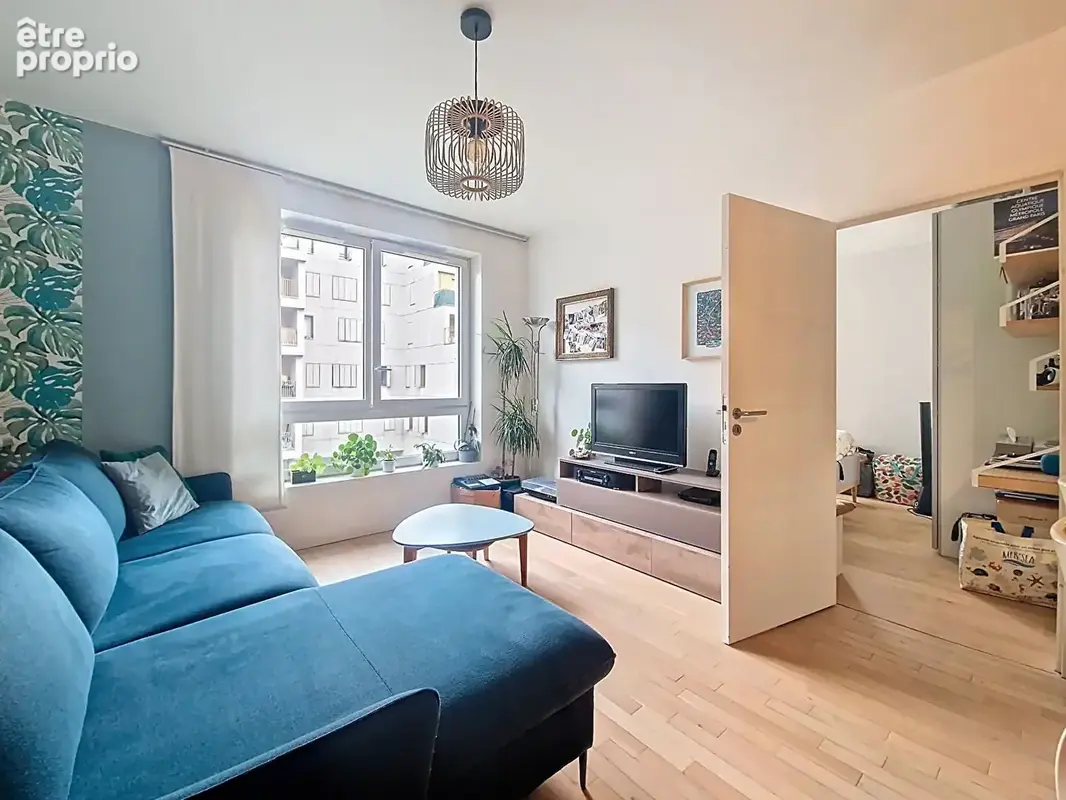 Appartement Paris 3 pièce(s) 53.12 m2 - photo 2
