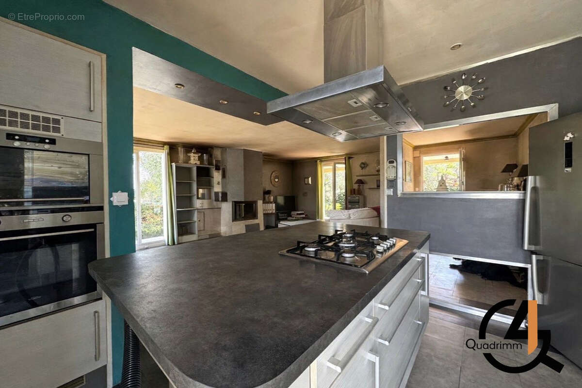 Maison à ESPONDEILHAN