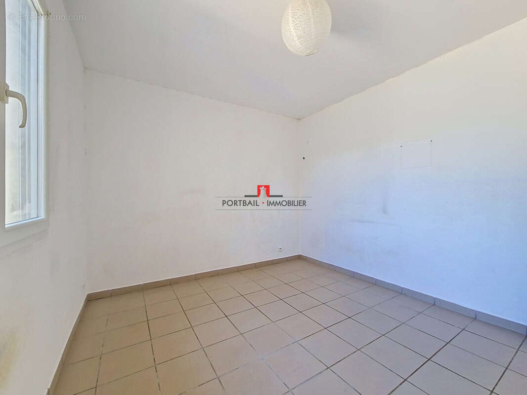 Maison 87 m² à Cavignac  - photo 8