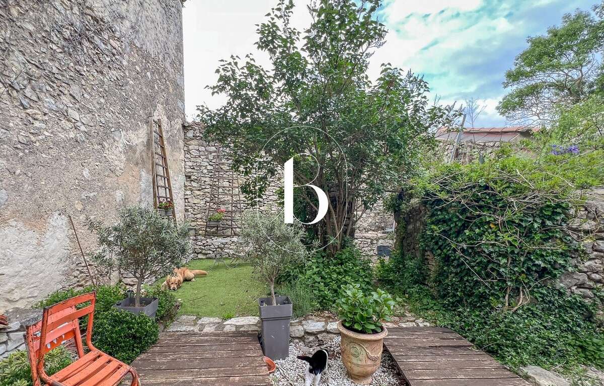 Maison 110 m² à Lussan  - photo 8