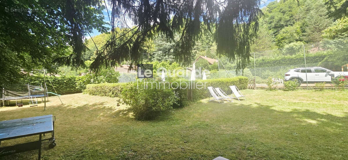 Terrain à SAINT-MARTIN-D&#039;URIAGE