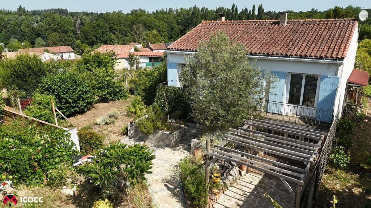Maison à MAREUIL-SUR-LAY-DISSAIS