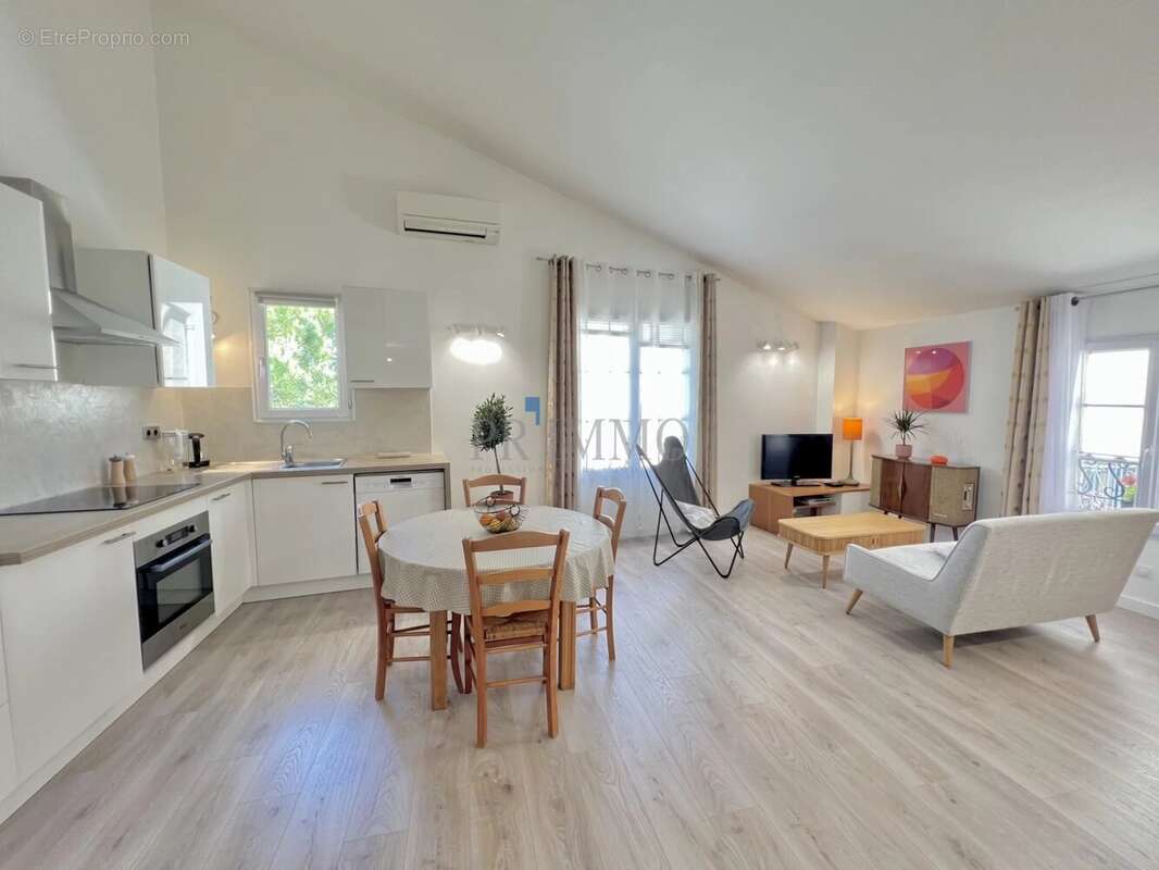 Appartement à FREJUS