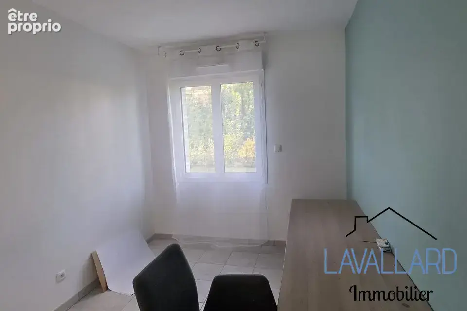Maison 117 m² à Herissart  - photo 9