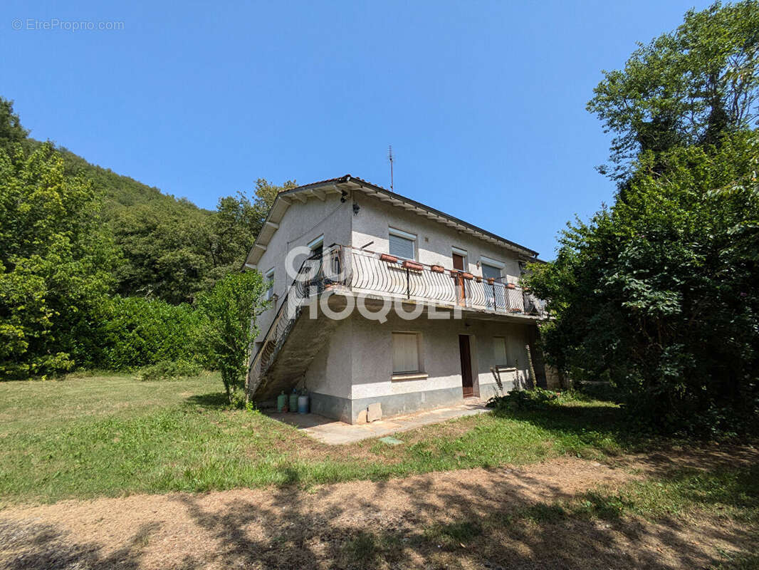 Maison à LAROQUE-DES-ARCS