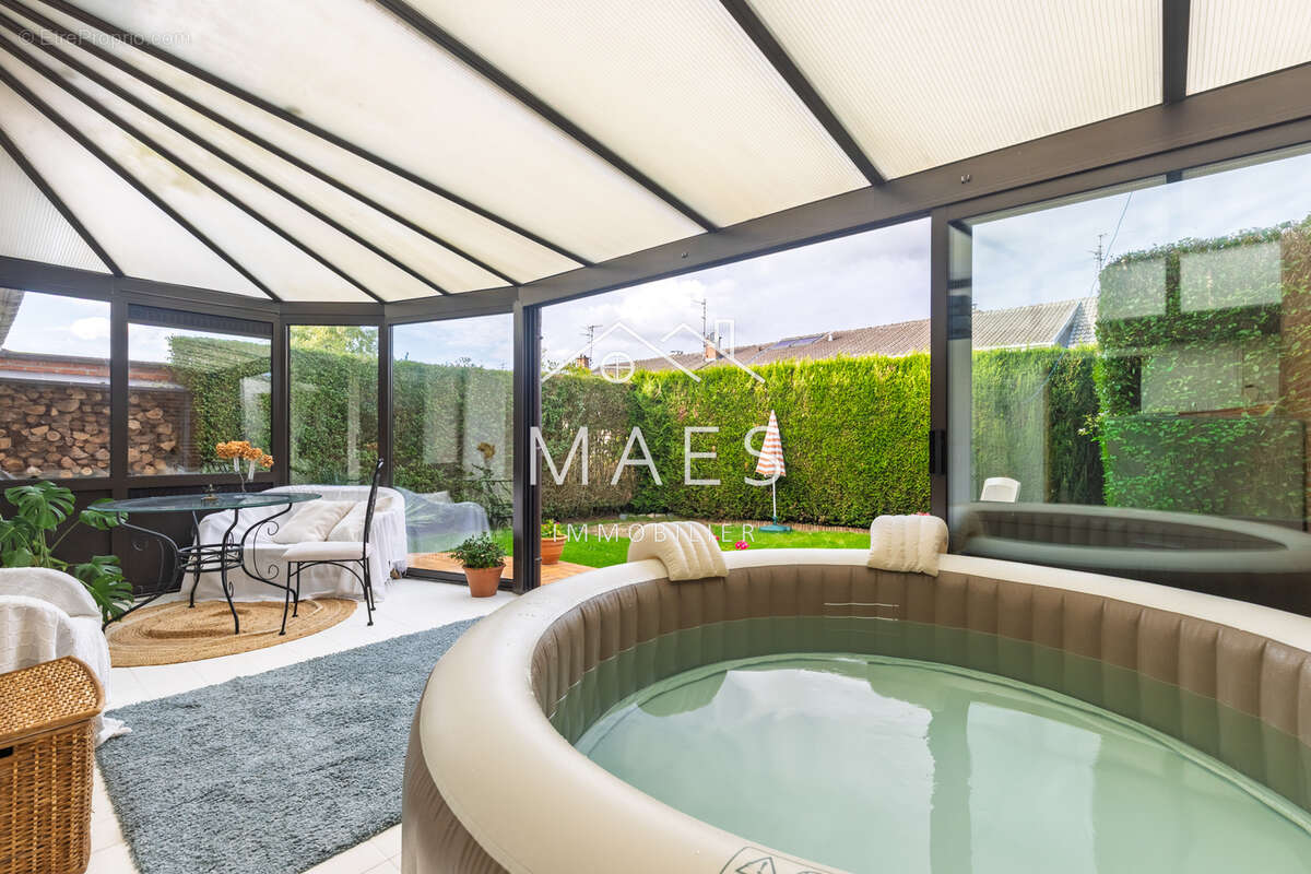 Maison à WAMBRECHIES