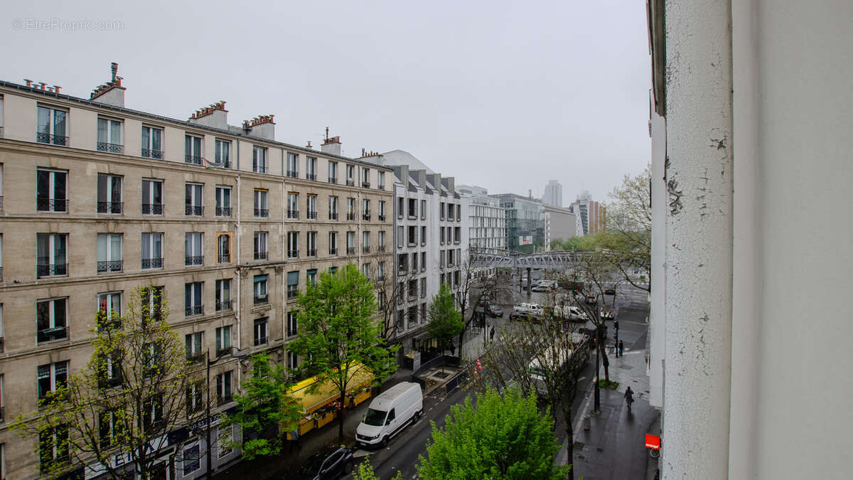 Appartement à PARIS-10E
