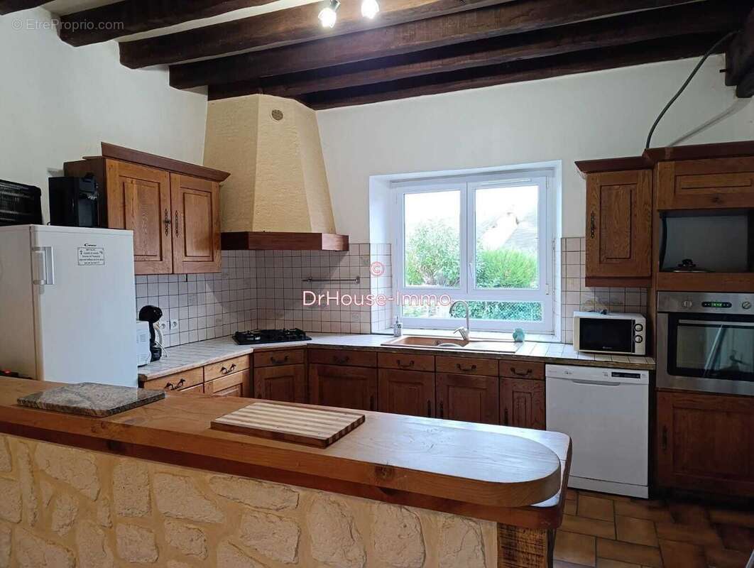 Maison à LA CHAPELLE-SUR-AVEYRON