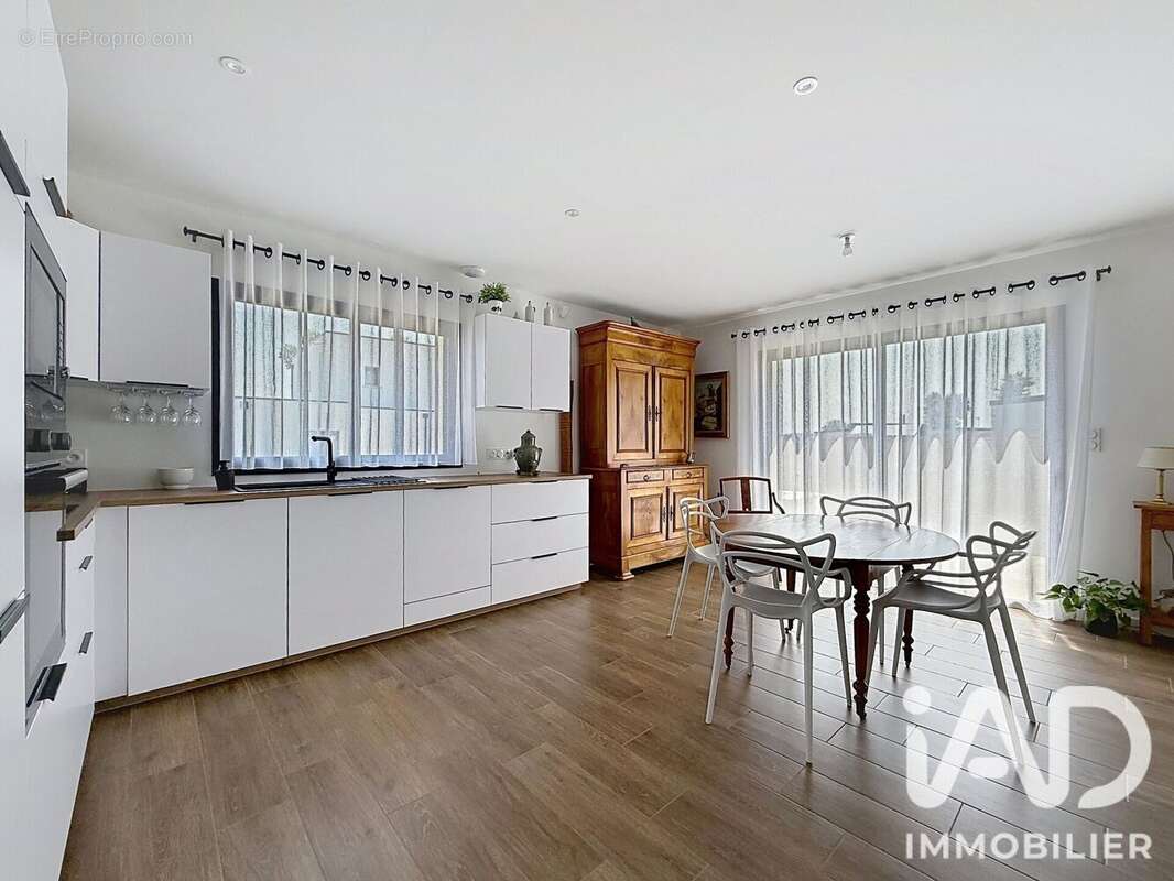 Maison 100 m² à Planguenoual  - photo 3